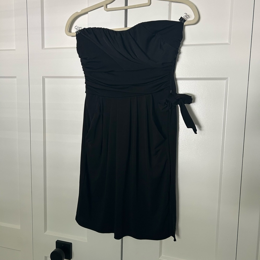 Elegant Black Strapless Dress